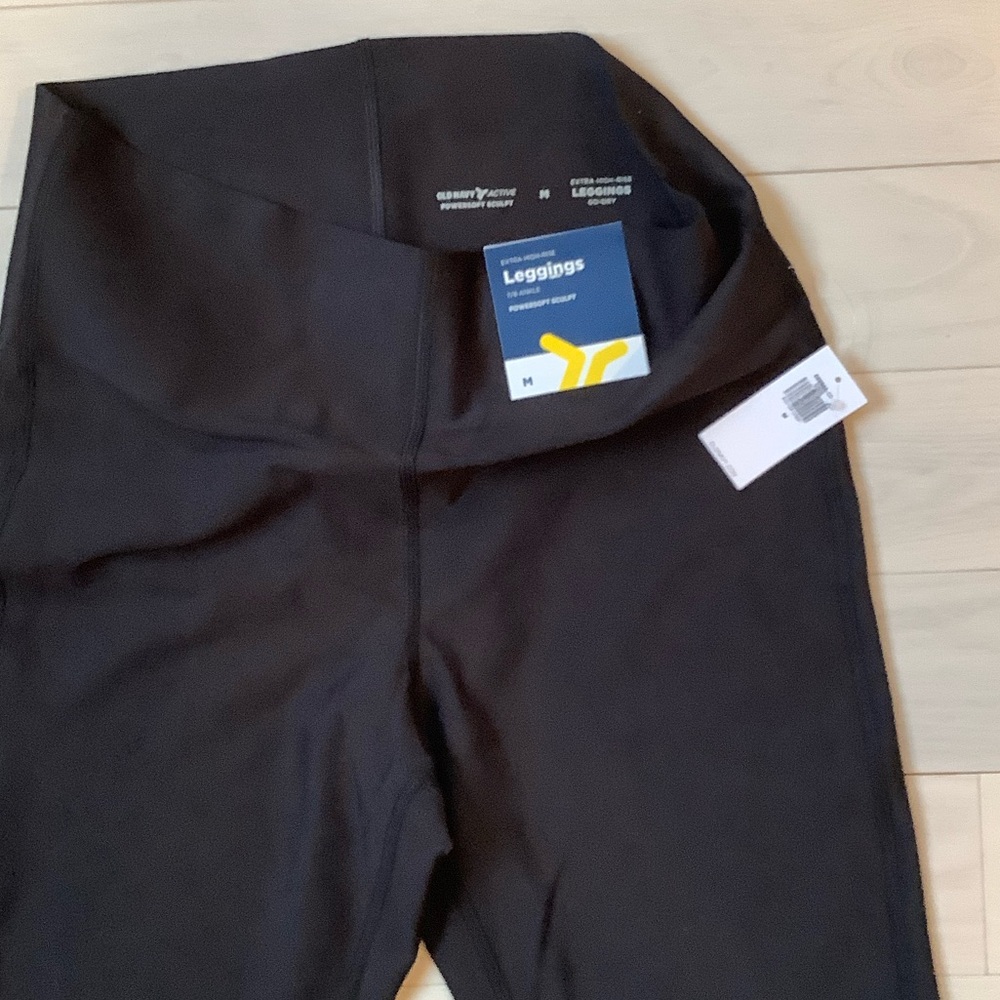 Old Navy powersoft sculpt extra high rise Black Leggings 7/8 ankle M